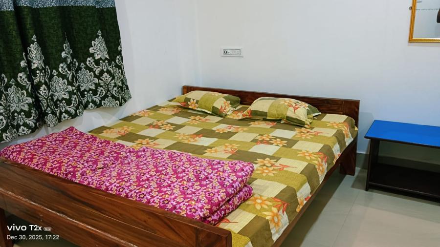 Double Bed AC/NON-AC ROOM with attached Bathroom